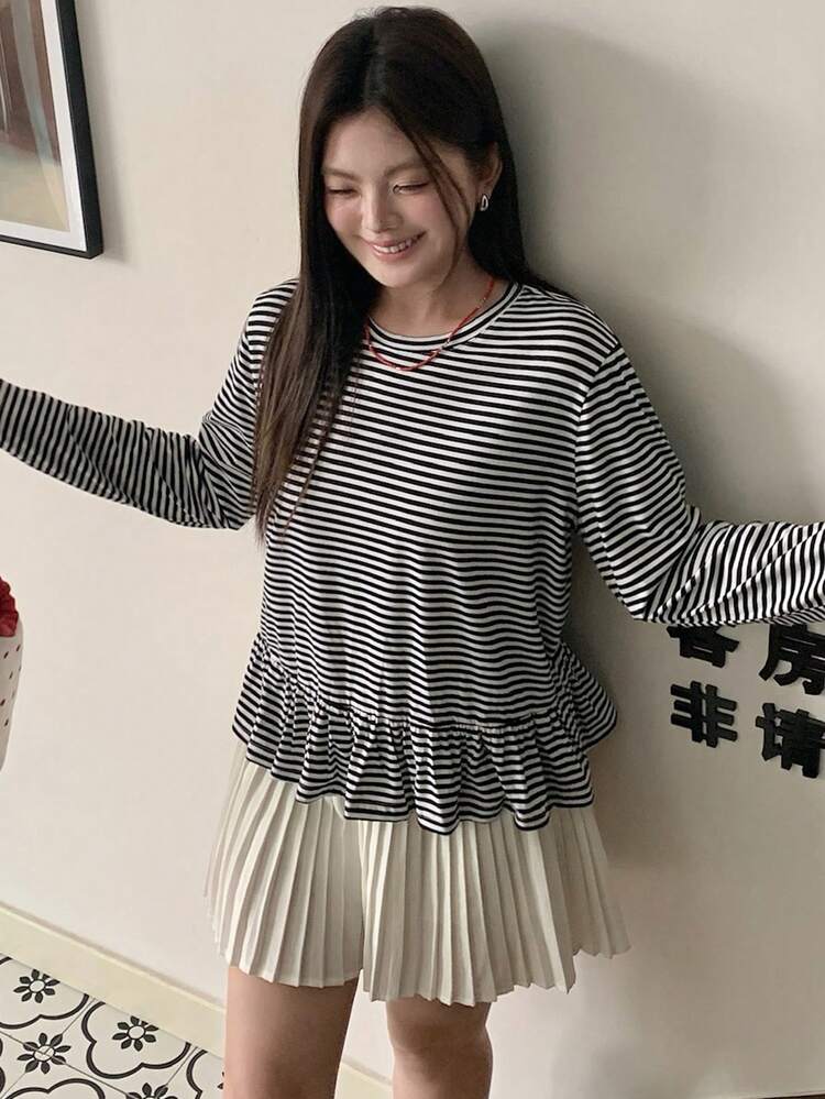 Dazy Plus Loose Fit Ruffle Hem Striped Long Sleeve Plus Size Women T-Shirt, Spring/Summer