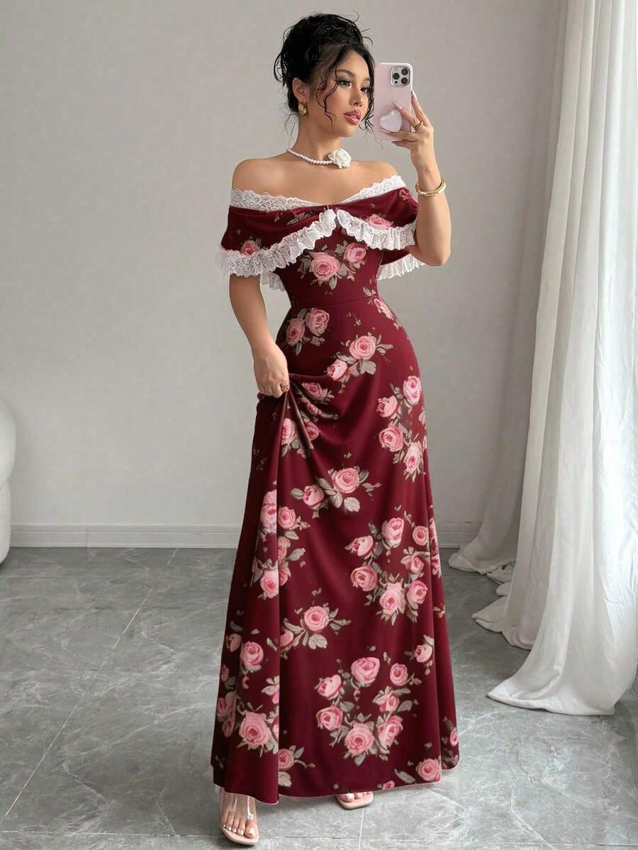 Rafferiza Petite Vestido ajustado con hombros descubiertos, estampado floral vintage y aplicaciones de encaje - Burdeos - Ver 1