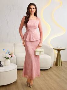 Modelyn Bộ 2 món áo và chân váy ren phối màu trơn dành cho nữ. - Hồng - Xem 5