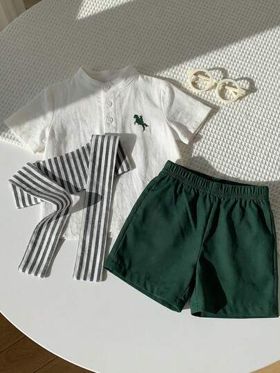 SHEIN 3pcs/Set Baby Boy Comfortable Casual Versatile Daily Fashion Minimalist Style Red Collar Short Sleeve T-Shirt/POLO Shirt, White Striped Shawl, White Shorts/Trousers With Belt, Suitable For Indoor, Outdoor, Daily, Sports, Party, Photo Shoot, Holiday, Festival, Wedding, Baby Shower, Spring/Summer