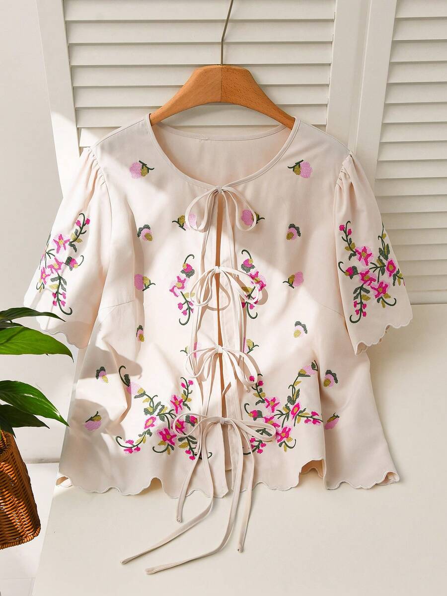 SHEIN Frenchy Plus Size Women Floral Embroidery Front Tie Short Sleeve Shirt - Apricot - View 1