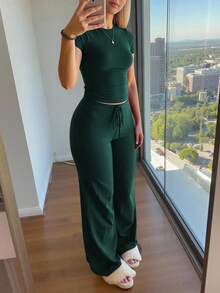 INAWLY Women's Solid Color Short Sleeve Fitted T-Shirt And Pants Casual 2 Pieces Set - Dark Green - View 2