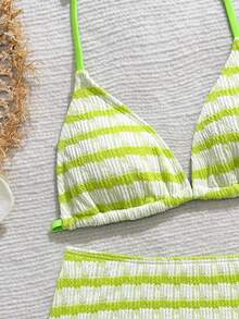 SHEIN Bộ bikini kẻ caro cho bé gái tuổi teen: Thiết kế buộc cổ, họa tiết dễ thương, mở ra xu hướng thời trang biển mùa hè. - màu xanh lá - Xem 5