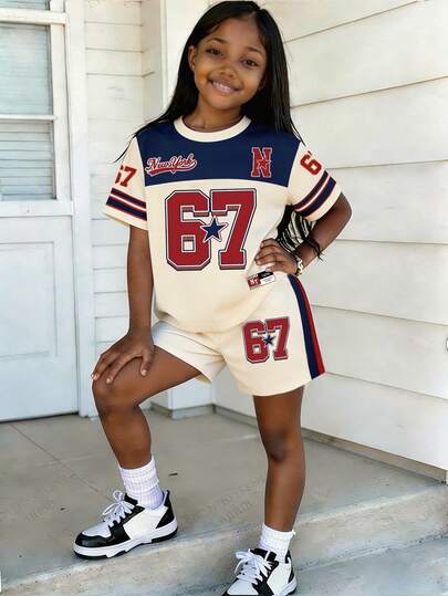 1 pieza Conjunto de camiseta de manga corta con estampado de bloque de color y número 67 y pantalones cortos casuales para niñas jóvenes con estilo retro, grosor ligero regular, conjunto de 2 piezas de moda para uso diario, escuela, fin de semana, verano/primavera y otoño