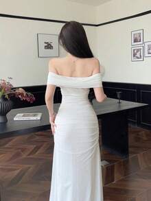 Modelyn Petite Vestido elegante de boda/ocasión con hombros descubiertos, cintura fruncida y malla blanca para mujer - Blanco - Ver 2
