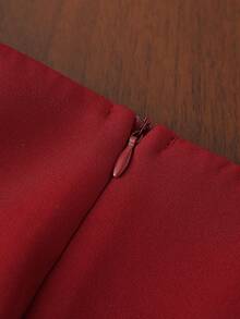 SHEIN Franclia 女士时尚优雅通勤酒红色不对称A字迷你裙，修身半身裙，春夏款 - 酒紅色 - 查看 6