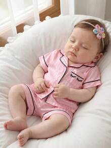 2 piezas Conjunto de ropa de dormir para niñas bebé con patrón de bordado elegante, cinta de satén a juego - Rosa - Ver 3