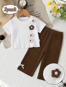 SHEIN Playful Pals 2-teiliges Kleider-Set für Kleinkind-Mädchen, braun und weiß, süßes Sommer-Urlaubsoutfit mit 3D-Blumenapplikation, T-Shirt und weiten ausgestellten Hosen, Boho-Chic - Verschiedenfarbig - Übersicht 10