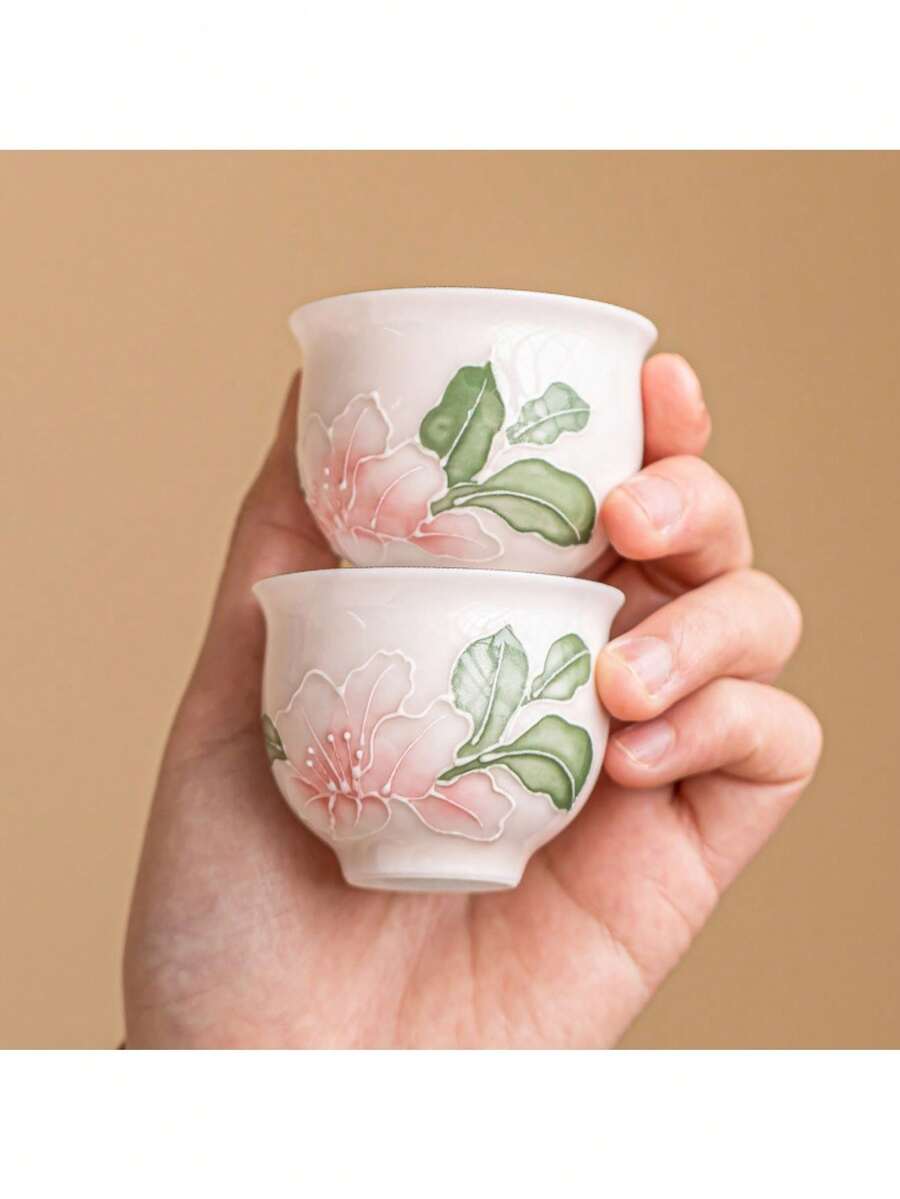 两件套少女风陶瓷茶杯。精美的手绘浮雕粉色百合花茶杯,是招待客人的理想之选。这款中式粉色茶杯适合餐厅、茶馆使用,也可作为商务或节日礼品赠送。 - 彩色 - 查看 1