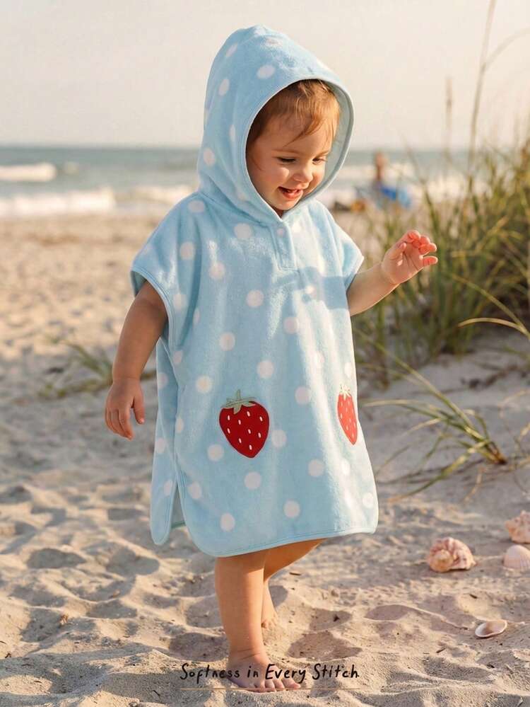 Cozy Pixies Cubre con capucha de felpa con estampado de fresa y lunares para bebés niñas - Azul - Añade 1