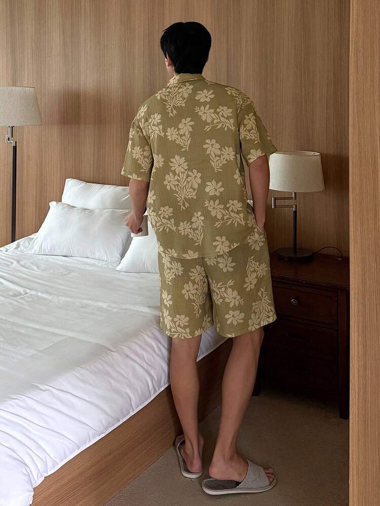 Men's Short Sleeve Top And Shorts Pajama Set, Summer