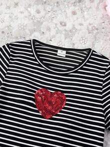 SHEIN 女童针织纯色圆领蝴蝶图案修身休闲连衣裙 - 黑與白 - 查看 5
