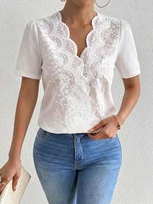SHEIN Holidaya 夏季新款时尚修身花卉图案女式衬衫 - 白色 - 查看 5