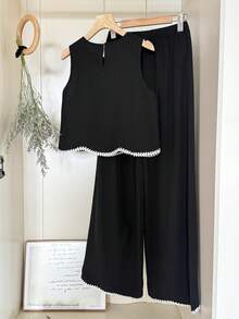 SHEIN Bộ áo thun và quần dài màu đen phối tương phản dành cho nữ tuổi teen, kiểu dáng thường ngày. - màu đen - Xem 2