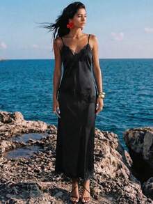 Nevyona Conjunto de 2 piezas de camiseta de tirantes con encaje de unicolor y minifalda para mujer - Negro - Ver 5