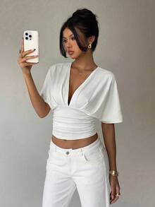 Aloruh Ivory Deep V Ruched Short Sleeve Tight Hem Women T-Shirt - White - View 6