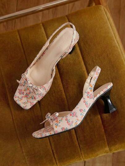 Eladyva Sandalias de tacón alto con tira de tobillo en forma de lazo para mujeres, para uso en exteriores en verano, con estampado floral diminuto, punta abierta, tacón de gatito