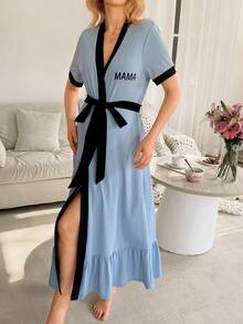 Moonlight&Mama Áo choàng ngủ bà bầu BloomMama Basic Casual Fashion màu xanh nhạt phối viền đen, in chữ MAMA. - Màu xanh lam - Xem 4