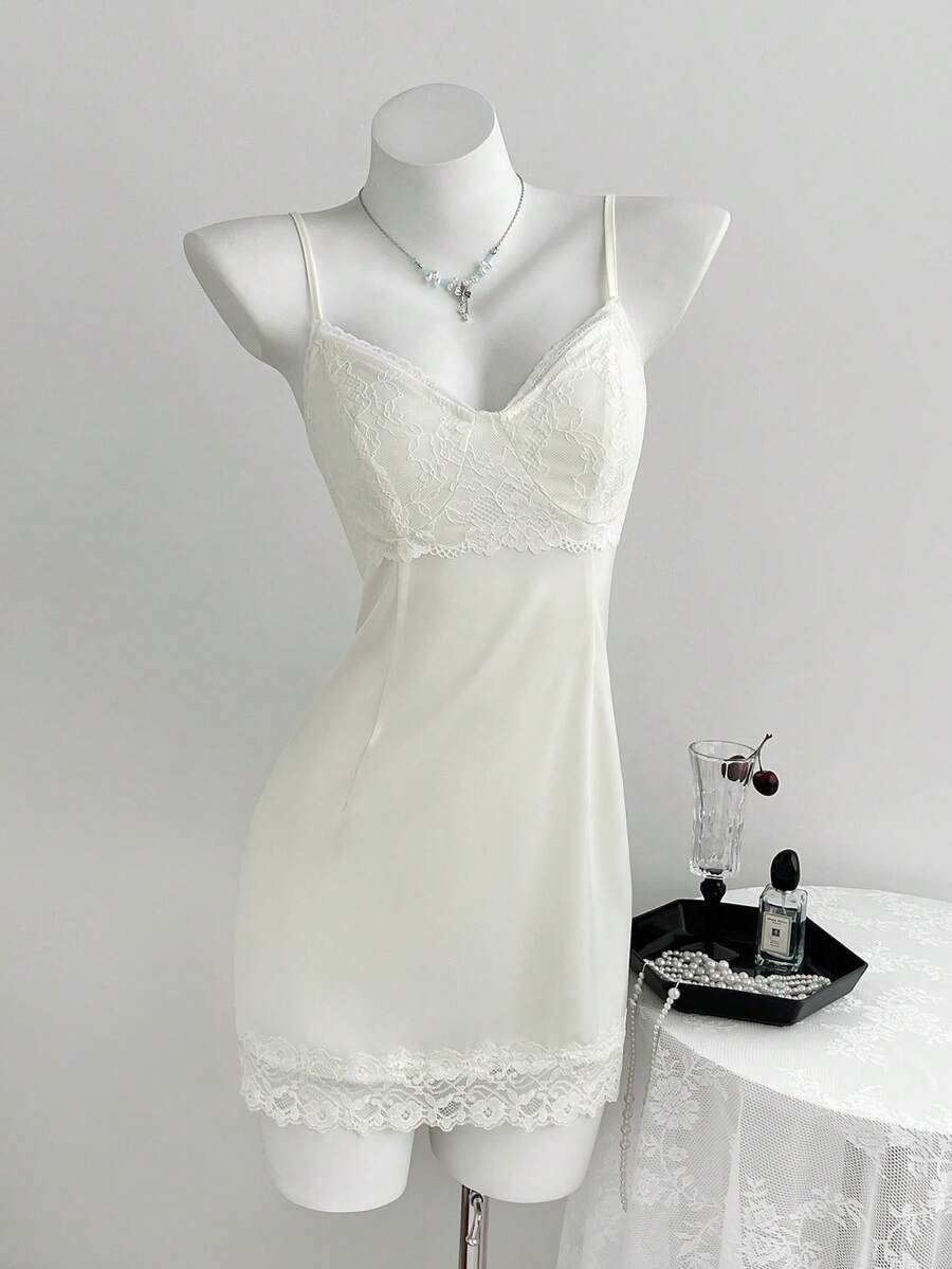 Elamini 女士V领蕾丝拼接收腰修身连衣裙 - 杏色 - 查看 1