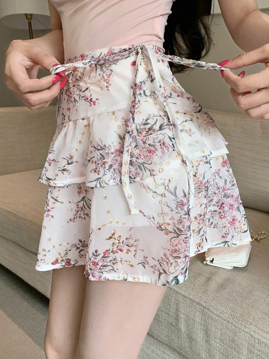 DAZY 花卉荷葉邊綁帶休閒短裙褲,夏季女款校園風 - 米色 - 查看 1