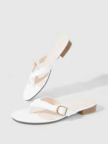 HighSole 夏季白色凉鞋，平底金属扣人字拖，度假沙滩拖鞋 - 白色 - 查看 4