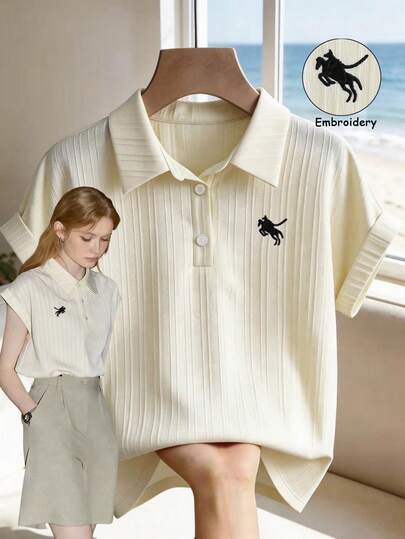 GlowEve Áo kiểu polo không tay cổ bẻ tối giản phong cách vintage mới, chất liệu vải dệt họa tiết, áo tank top ôm sát cổ áo thêu họa tiết tương phản, phù hợp cho việc đi lại hàng ngày; Áo polo không tay ôm sát kẻ sọc mềm mại, chất liệu vải mịn, thiết kế thêu cổ áo tương phản thanh lịch, áo polo không tay ôm sát kẻ sọc đen trắng, áo kiểu sinh viên, áo crop top, áo polo, áo không tay, áo thời trang, áo cổ hai lớp.