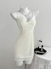 Elamini Women's V-Neck Lace Patchwork Waist Fitted Bodycon Dress - Apricot - View 3