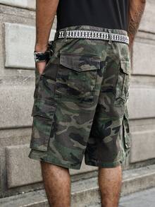 Manfinity EMRG Celana Pendek Denim Pria Ukuran Besar Gaya Jalanan Kasual dengan Banyak Saku Motif Kamuflase Usang, Potongan Lebar - Hijau Tentara - View 2