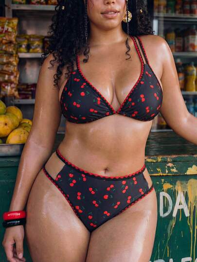 SHEIN Swim Curve 大码女式两件套印花吊带贝壳边三角比基尼套装，度假沙滩装