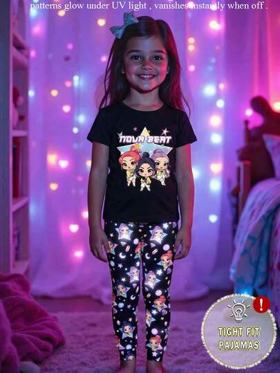 Set de 2 piezas de top de manga corta de cuello redondo con estampado gráfico de grupo de chicas K-pop y leggings con estampado para niñas pequeñas, ropa de estar en casa cómoda y casual (brilla bajo luz UV, desaparece instantáneamente cuando se apaga)
