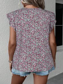 SHEIN Clasi 大码碎花V领短袖荷叶边休闲衬衫，夏季 - 綠色 - 查看 2
