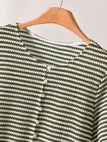 CosyJoli Gestreiftes Minimalist Lässig Kurzarm T-Shirt in Große Größen - Armeegrün - Übersicht 6