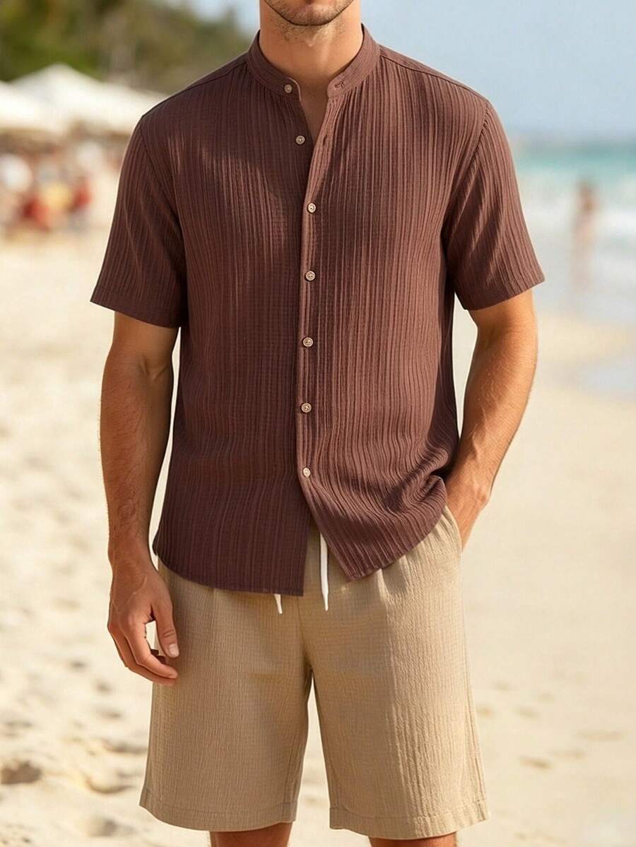 Manfinity RSRT 男士纯色短袖单排扣衬衫和短裤休闲套装 - 彩色 - 查看 1