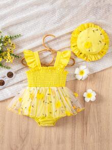 SHEIN Vintaside Kids Babyflicka Semesterlappsmönster 3D Blommig Dekor Mesh Volang Romper Med Mössa - Gul - Visa 3