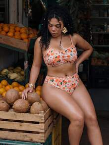 SHEIN Swim 大码女式印花两件式吊带褶皱三角比基尼泳衣，适合度假和海滩穿着 - 彩色 - 查看 5