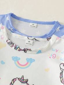 Genkimix Kids 两件套女童睡衣套装，圆领短袖睡裙，夏季日常休闲蓝色波点图案，饰以可爱卡通独角兽印花和蓝色星星图案，白色独角兽图案，居家睡衣，午睡必备。柔软轻盈的针织面料，舒适时尚，透气亲肤，宽松版型，休闲家居服，可爱睡衣。 - 藍色 - 查看 3