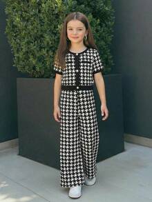SHEIN Serisse Kids 两件套少女休闲正式优雅返校套装，黑白撞色珍珠纽扣上衣搭配直筒撞色长裤，返校季必备，少女风穿搭 - 黑與白 - 查看 9