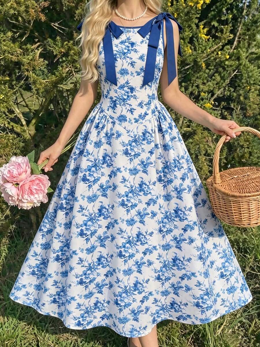 SHEIN Teen Girl Ditsy Floral Bowknot Decor Fashion Dress - Blue and White - View 1