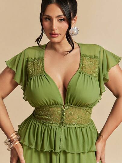 Silquee SHEIN BAE Plus Size Solid Color Lace Patchwork Short Sleeve Shirt