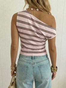 SHEIN EZwear 女士休闲简约紧身不对称肩部褶皱条纹短款上衣，夏季衬衫，适合日常通勤、约会、派对、秋冬季、圣诞节、新年、感恩节、婚礼、海滩、毕业典礼、时尚、优雅、休闲、外出、约会、预订、通勤、闪亮、情人节、优雅、度假、休闲、Y2K、外出、毕业典礼 - 彩色 - 查看 2