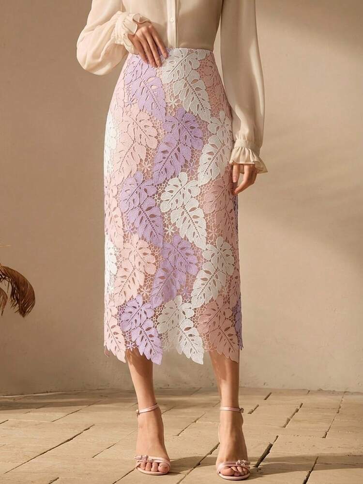 High-Quality New Standard Size Women's Fashion Contrast Color Hollow Embroidered Vintage Elegant Ladies' Skirt, Suitable For Valentine's Day, Summer Holidays, Spring Break