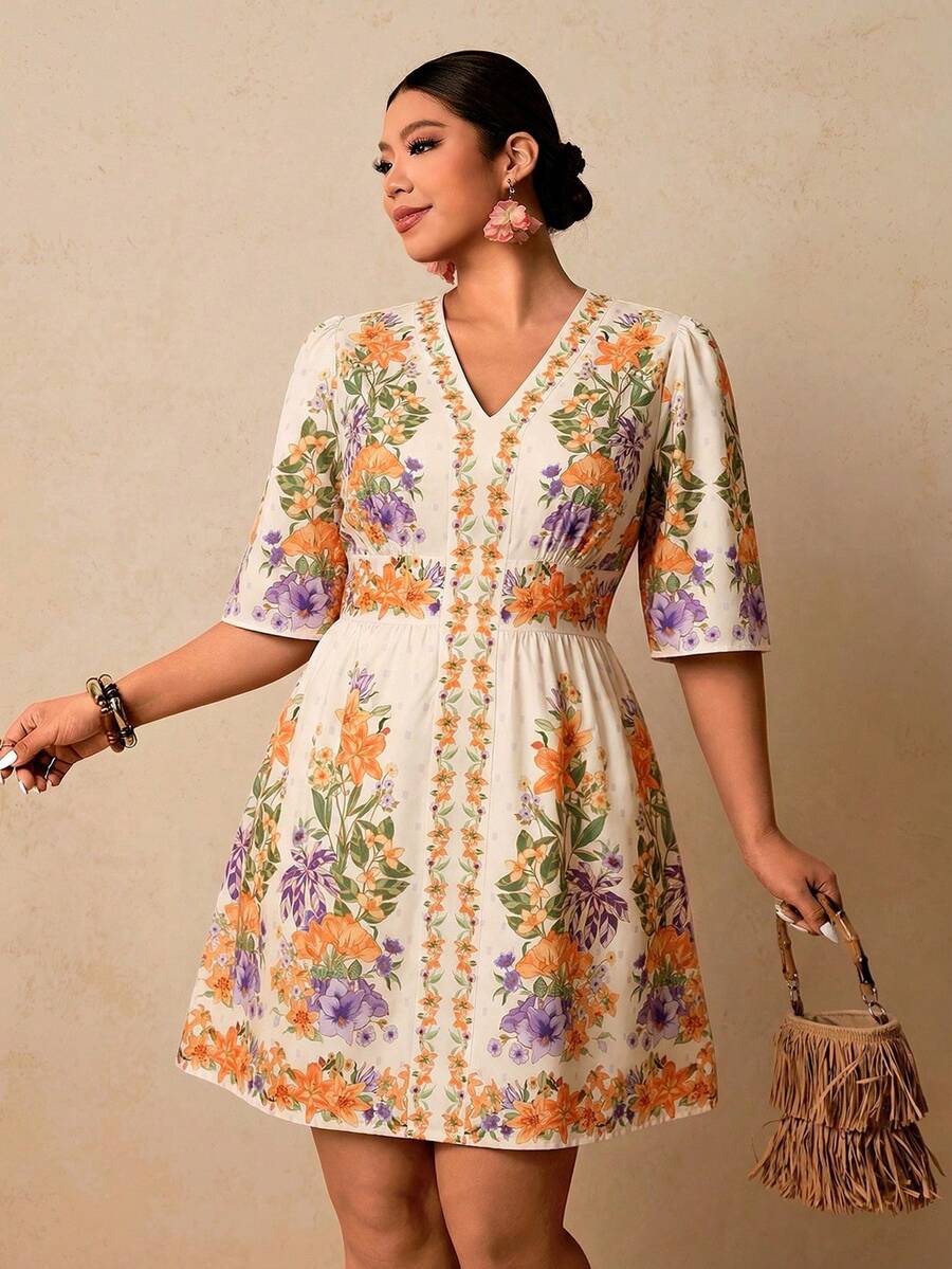 Travachic Vestido corto de mujer talla grande con estampado floral negro, cuello en V, manga corta, cintura ceñida, vestido romántico para vacaciones en una isla a principios de primavera, vestido bohemio - Albaricoque - Ver 1