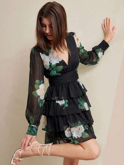 Aveloria Rosie 法式V领甜美碎花层叠雪纺度假风短袖荷叶边迷你连衣裙（女款）