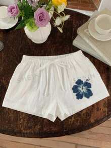 SHEIN EZwear Quần short nữ màu trắng kiểu retro họa tiết hoa dâm bụt, thắt eo, thích hợp cho các lễ hội âm nhạc, bãi biển, kỳ nghỉ và những chuyến đi chơi mùa hè. - Nhiều màu - Xem 4