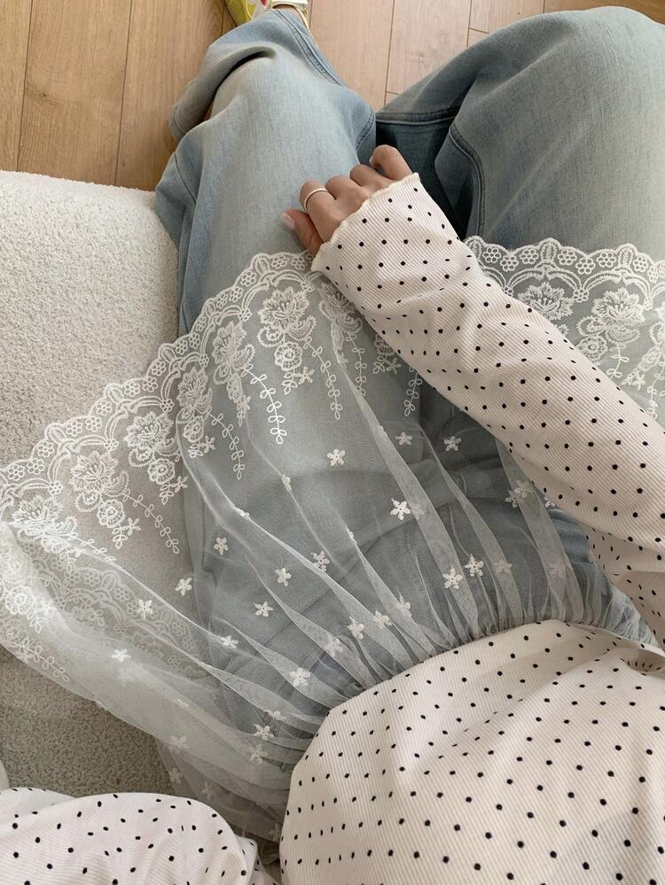 Dazy Plus Elastic Waist White Lace Layered Casual Mini Skirt For Girls