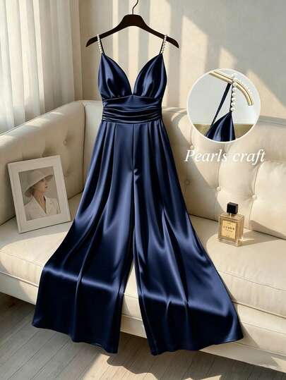 Franclia Mono de lujo con tirantes de strass y satén color champán, mono ancho con cuello en V y cintura fruncida, mono elegante y estilizador para fiestas, tela de satén fluida que disimula los defectos, diseño de tirantes de strass de alta gama, mono ancho de satén color champán con cuello en V y cintura fruncida
