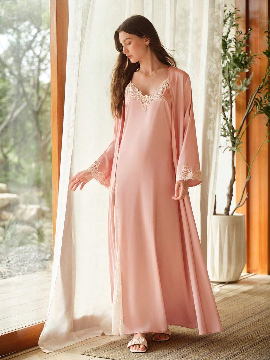 MOTF PREMIUM 女士优雅蕾丝拼接吊带睡裙及系带睡袍套装 - 粉色 - 查看 1