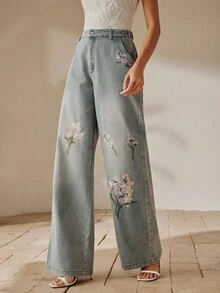 Anewsta Women's Light Blue Jeans With Floral Embroidery, New Spring Casual Commuting Straight Leg Jeans - Light Wash - View 4