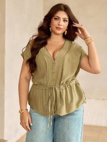 Roveilla Blusa de Manga Curta com Gola V, Abertura Frontal com Botões, Cintura com Cordão, Bainha Evasê, Estilo Vintage, Confortável, Cor Sólida, Mistura de Linho, Design Minimalista Elegante Francês de Luxo, Casual Boêmio, Adequada para Férias/Trabalho, Plus Size, Primavera/Verão - Verde Militar - Visão 5