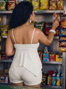 Swim Mod 女士大码两件式泳衣，优雅柔软纯色针织纹理挂脖比基尼套装。上衣采用性感前系带设计，下装采用裙式设计，可遮掩腹部，适合海滩、度假、泳池派对、情人节等各种场合。 - 杏色 - 查看 2